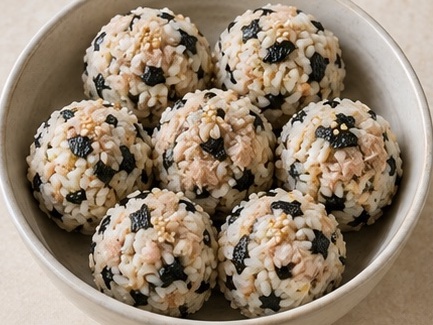 韩式金枪鱼饭团