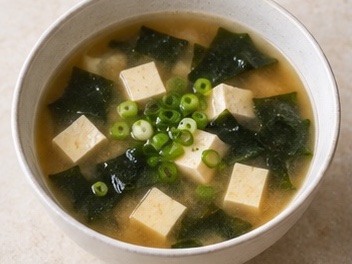 味噌豆腐海带汤
